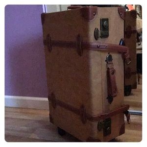 Vintage Top Handle Roller Suitcase